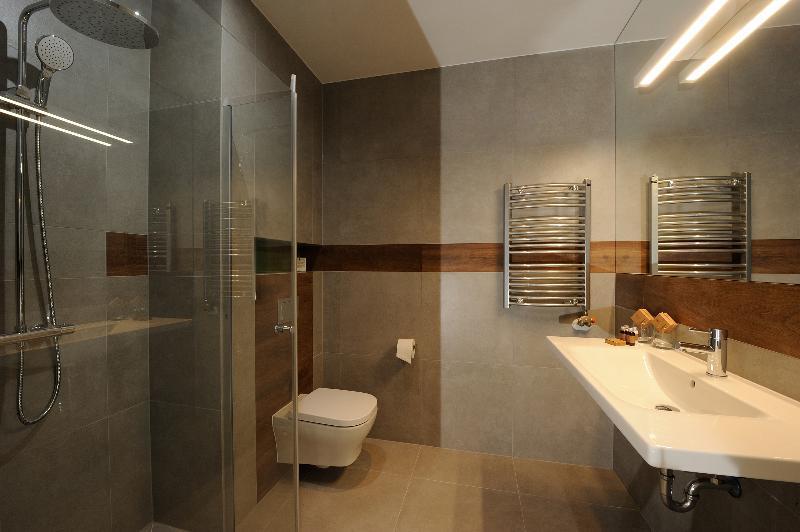 Plaza Boutique Hotel Краков Экстерьер фото