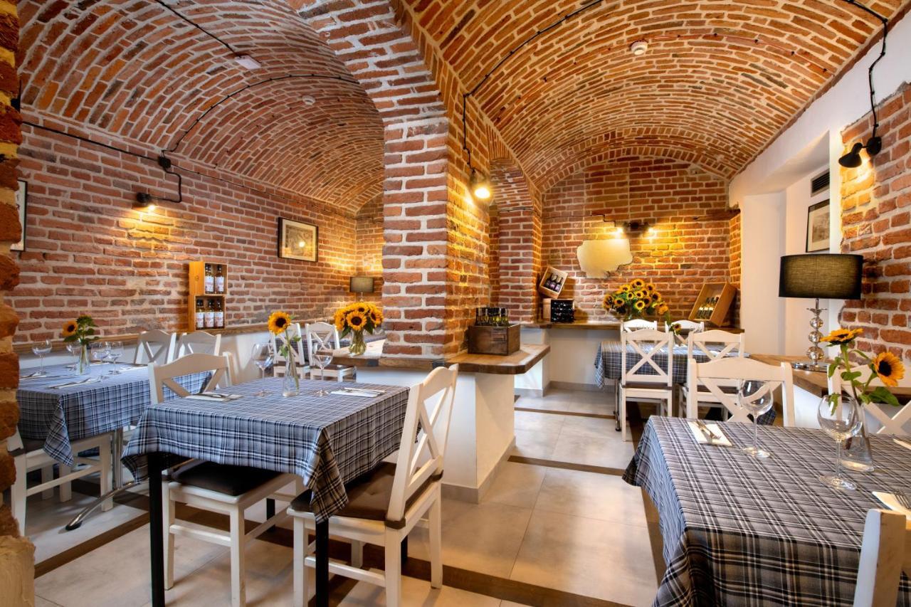 Plaza Boutique Hotel Краков Экстерьер фото
