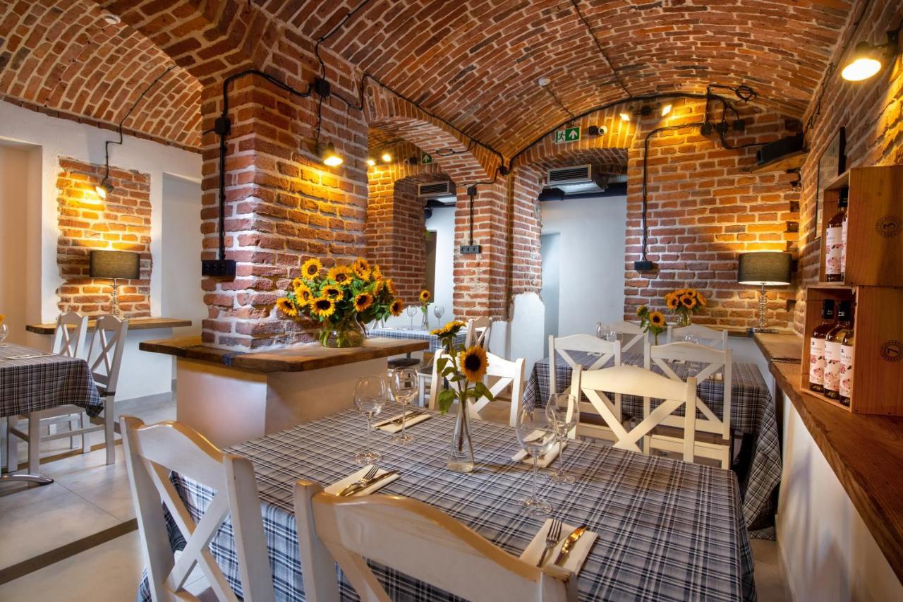 Plaza Boutique Hotel Краков Экстерьер фото